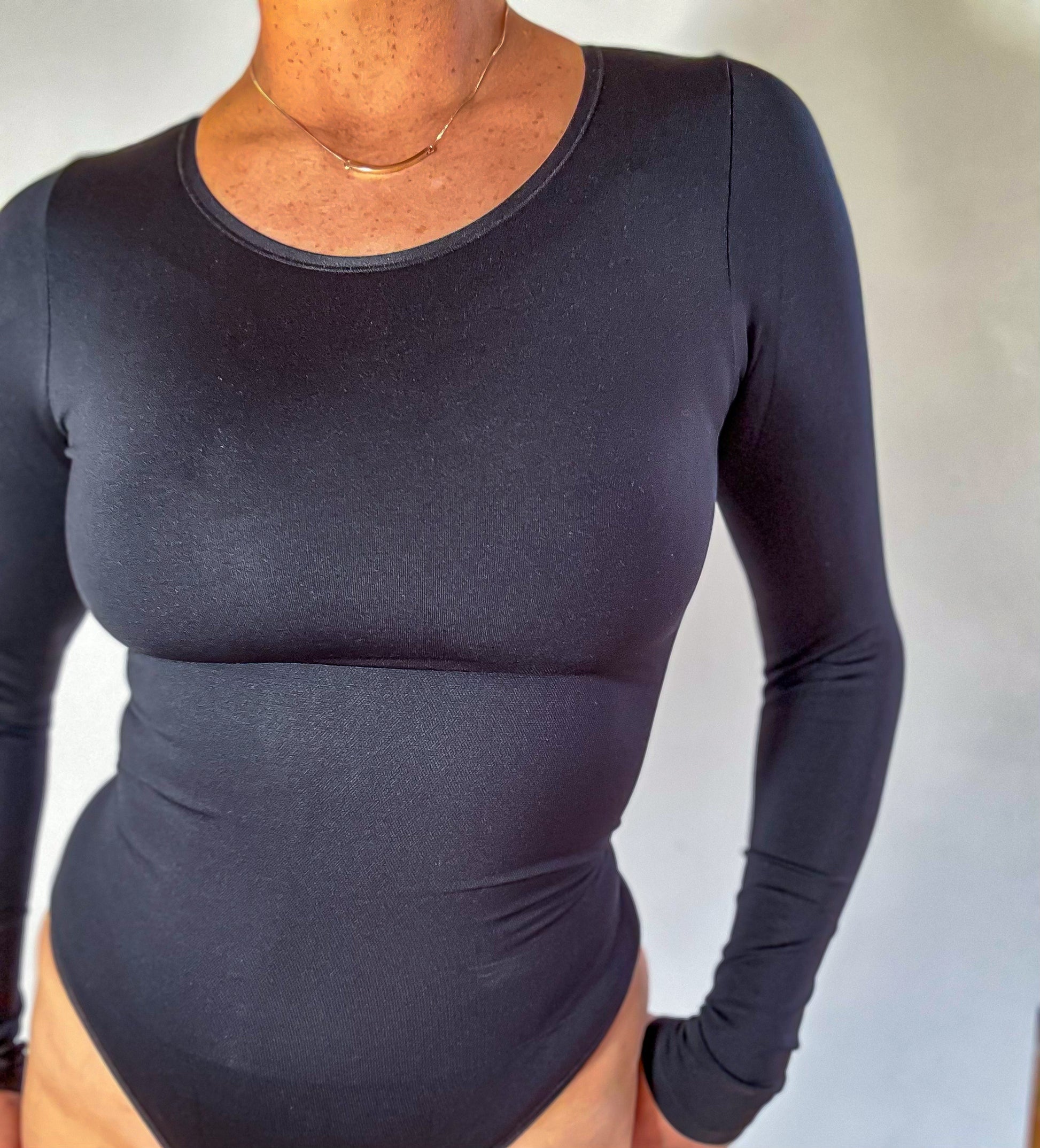 Longsleeve Shaping Bodysuit.   Bodysuit. Compression fabric.  Support. Comfort.